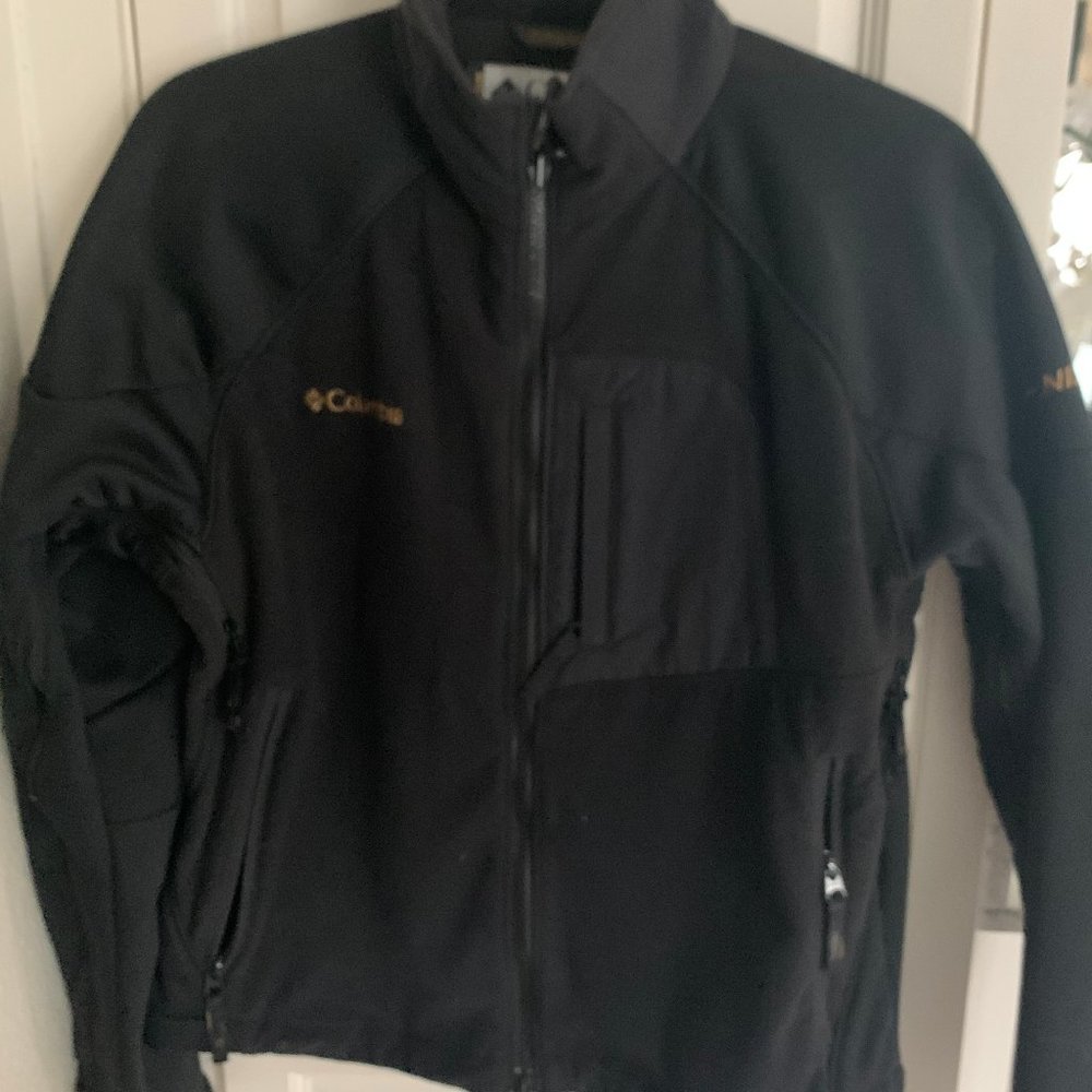 Columbia ladies full Titanium jacket medium black